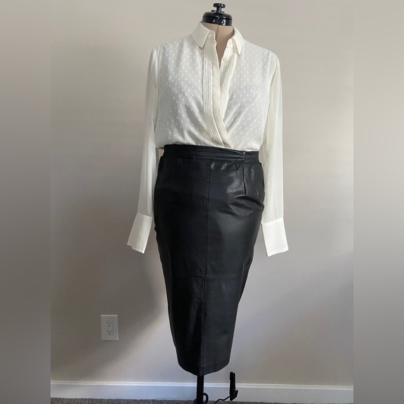 Cream blouse - Picture 2 of 4